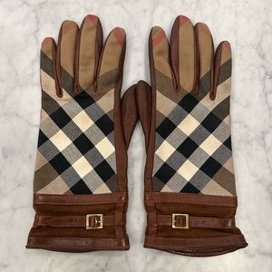 Authentic Burberry Novacheck Leather Gloves